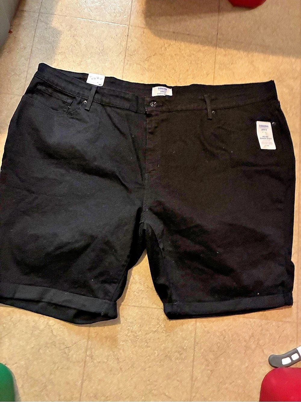 Denizen from Levi's Denizen mid rise Shorts women Black Shorts 26